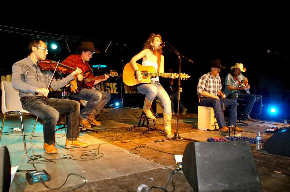 Lire la suite à propos de l’article CONCERT HILLBILLY ROCKERS GRATUIT et LINE DANSE